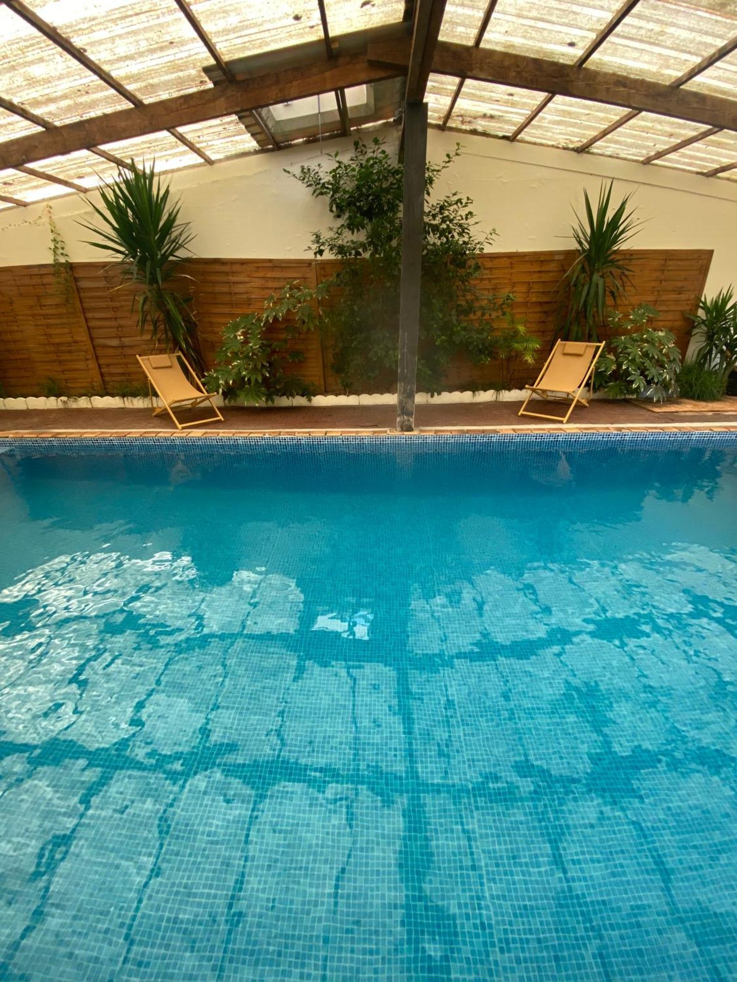 La Clef Du Four Bed & Breakfast Plesder Bagian luar foto